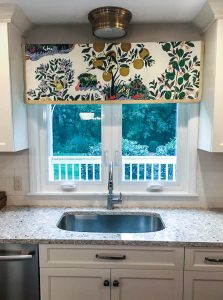 custom valance schumacher citrus (1 of 1)